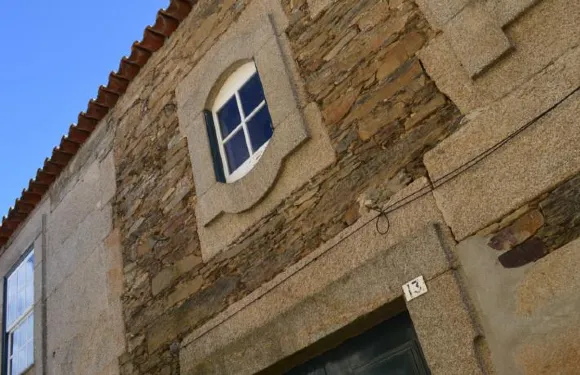 梅桑普羅維桑德旅館