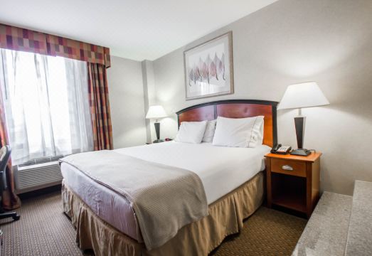 Red Lion Inn & Suites Brooklyn Over view