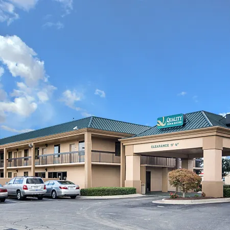 Quality Inn & Suites Franklin