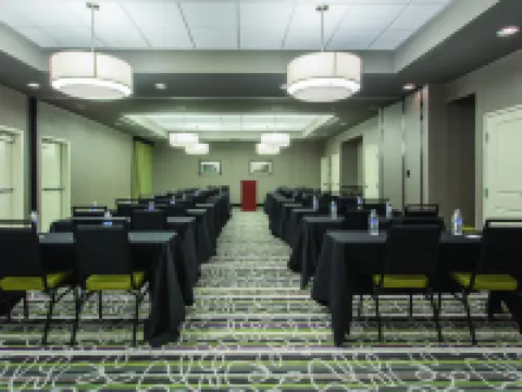 La Quinta Inn & Suites by Wyndham Tumwater - Olympia Hotels in Tumwater