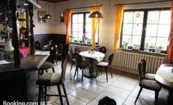 Pension & Gasthof Storchennest