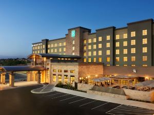 Embassy Suites San Antonio Brooks Hotel & Spa