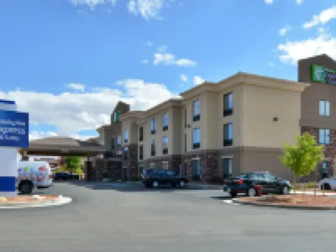 Holiday Inn Express & Suites PAGE - LAKE POWELL AREA by IHG Hoteles en Page