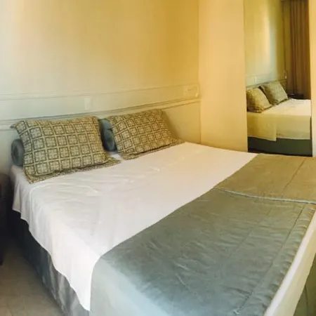 Jurerê Beach Village - Flat na Praia