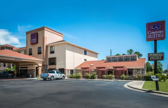 巴拿馬城舒適套房酒店-近廷德爾空軍基地