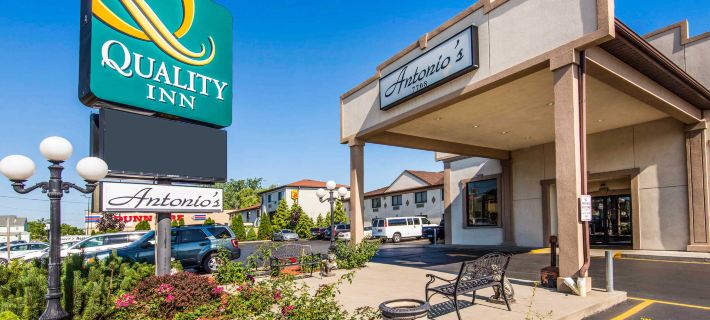 Quality Inn - Niagara Falls Blvd Hotels in Niagara County
