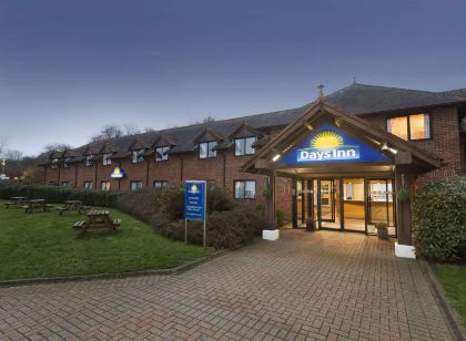 Days Inn by Wyndham Sevenoaks Clacket Lane