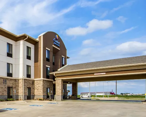 Comfort Inn & Suites Hotels in Alva