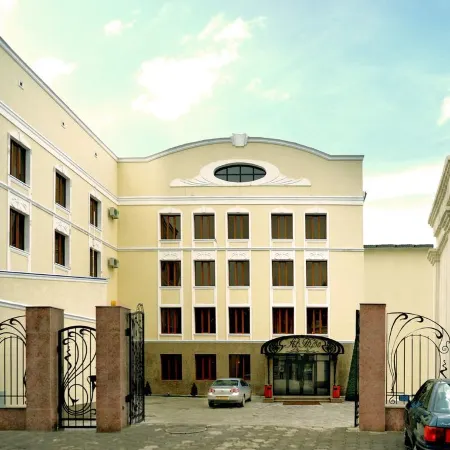 Ar Nuvo Hotel