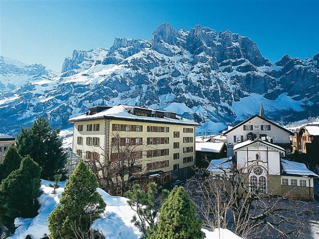 Thermal Hotels & Walliser Alpentherme Leukerbad - 4-Sterne-Hotelbewertungen  in Leukerbad