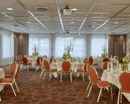 Sunday Hotel Wiesbaden Niedernhausen Geschäftseinrichtungen Photos
