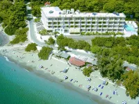 New Aegli Resort Hotel فنادق في Poros