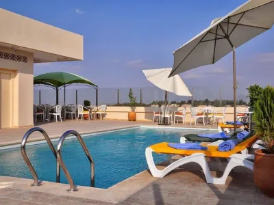 Across Hotels & Spa Hotel in zona Jade Tour