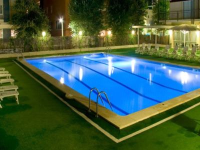 Outdoor Swimming Pool