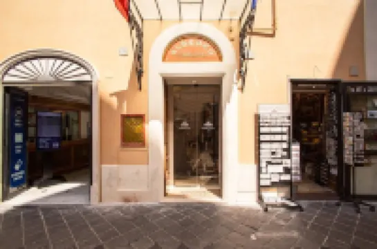 Albergo Abruzzi Hotel berhampiran Piazza Navona