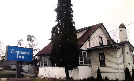 Economy Inn Ithaca - Housity
