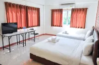 Budsarakam Place Hotel - 2 Yıldız