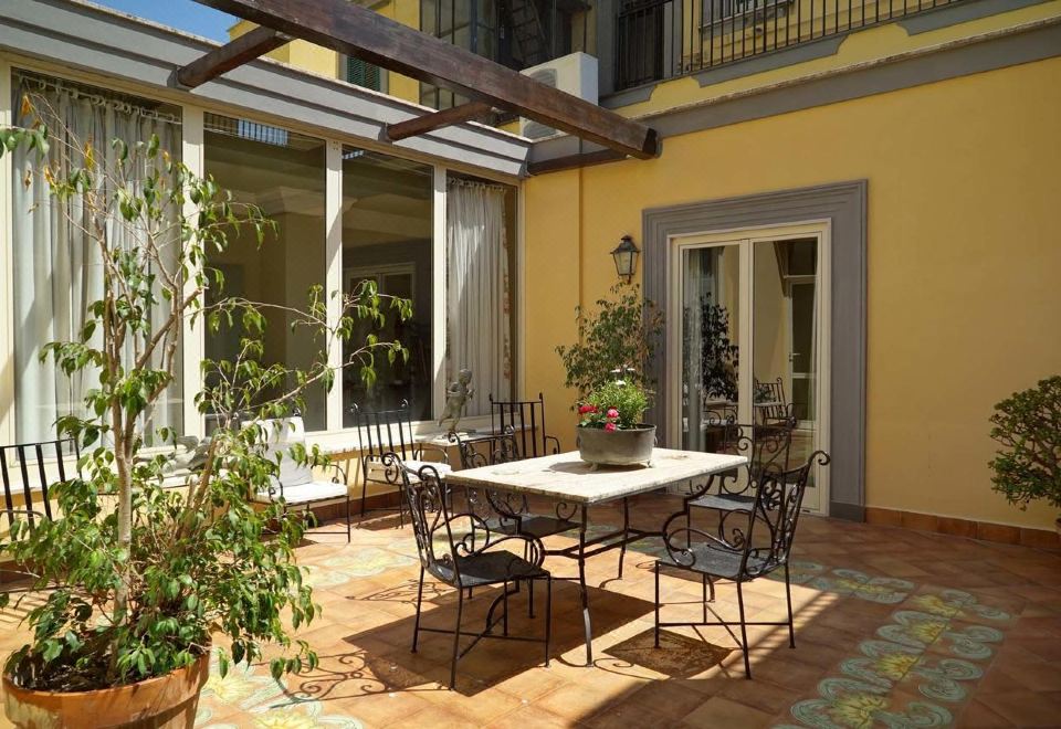 Bed and Breakfast Riviera di Chiaia Turrisi
