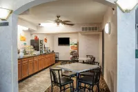Quality Inn Near Six Flags St. Louis Hotels in Eureka