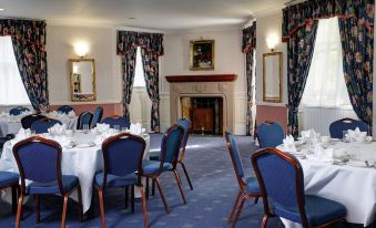 Cartland Bridge Hotel - Housity