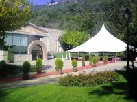 Hotel Balneari de Vallfogona de Riucorb فنادق في Cervera