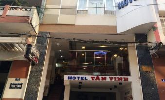 Tan Vinh Hotel