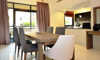 Vacation Bay - Greens Dubai | Garden View 2 Bedroom Apartment