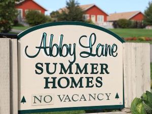 Abby Lane Summer Homes