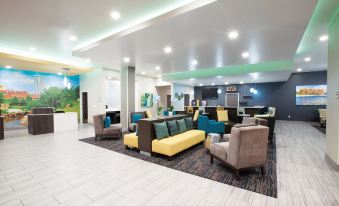 La Quinta Inn & Suites by Wyndham Tulsa Broken Arrow