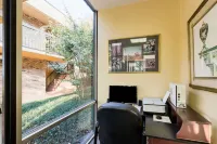 Quality Inn فنادق في بليثفيل
