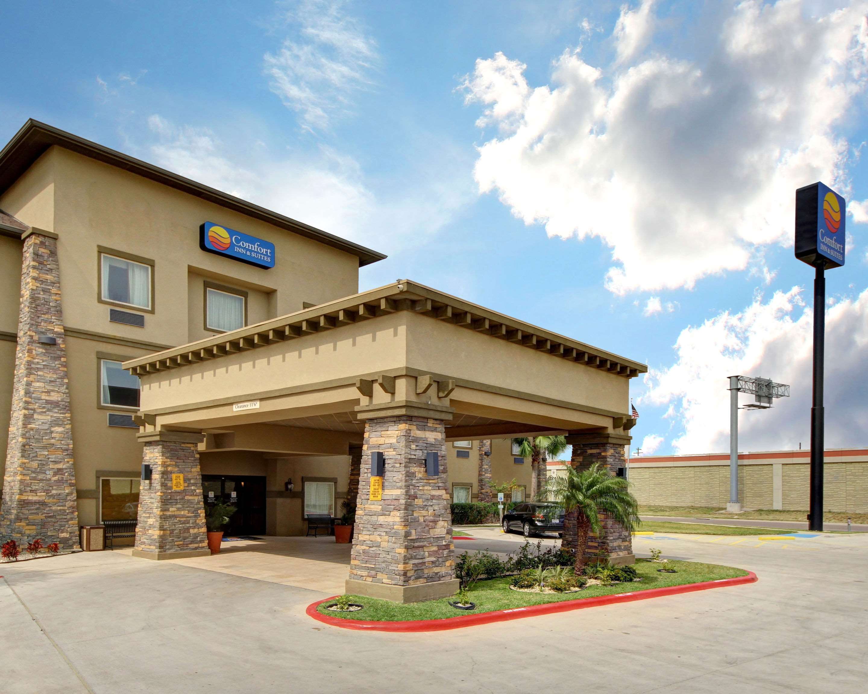 Comfort Inn & Suites Donna Near I2Donna Updated 2022 Room PriceReviews & Deals