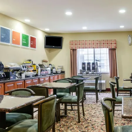 Super 8 by Wyndham Great Bend