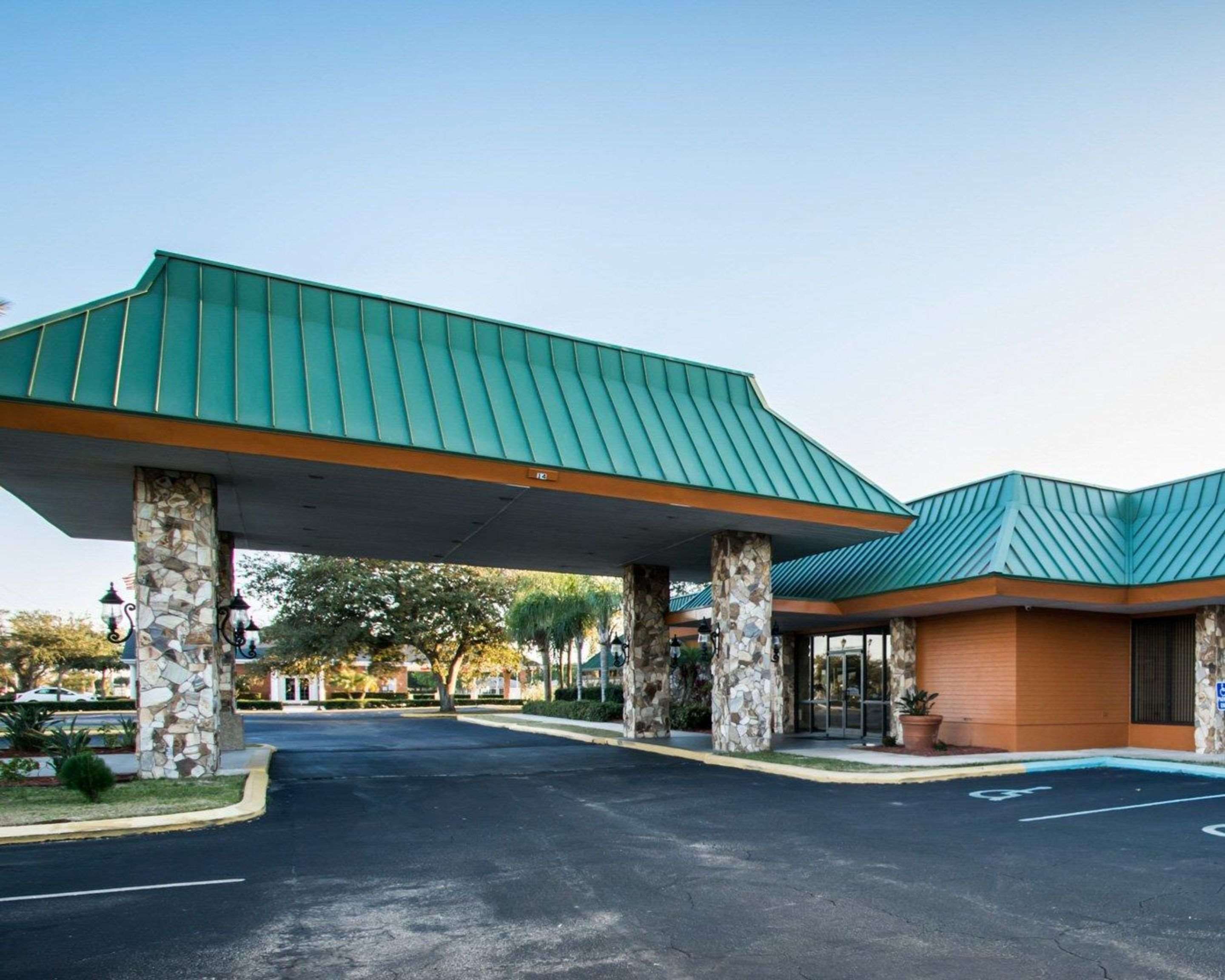 Quality Inn & Suites Sebring North at Sun 'N Lake