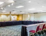 Wilkes-Barre Inn & Suites Hôtels à : Wilkes Barre