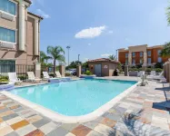 Comfort Inn & Suites - Pools