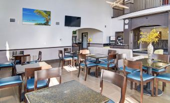 Comfort Inn & Suites Beachfront