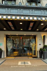 Hoteles en Nueva York Burberry Brit desde EUR | Trip.com