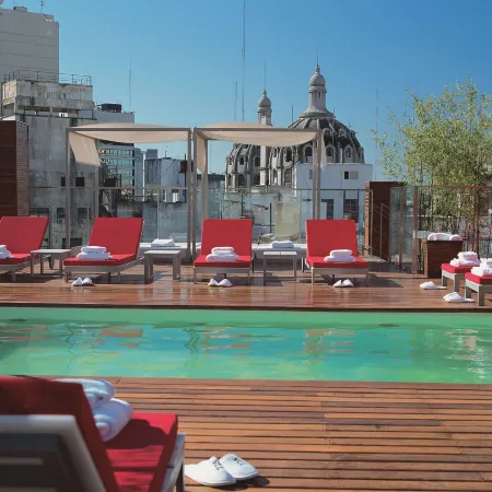 725 Continental Hotel