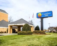 Comfort Inn Fayetteville Near Fort Bragg Hôtels à : Fayetteville