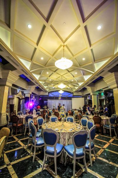 Restaurant The Luneta Hotel Manila Photo