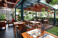 Ivory Hotel Bandung