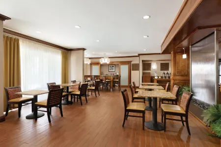 Country Inn & Suites by Radisson, Portland, TX