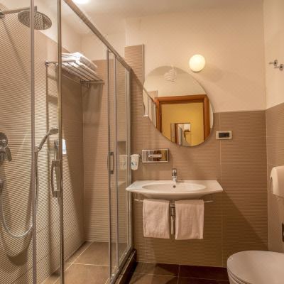 Best Western Hotel Globus-Rome Updated 2022 Room Price-Reviews & Deals |  Trip.com