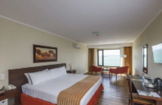 賽琳娜酒店加套房