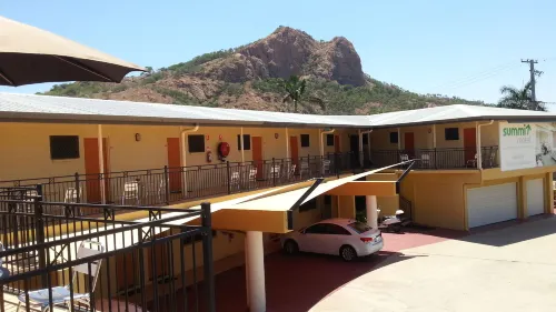 Summit Motel Hotels in Townsville