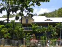 The York Beachfront Holiday Apartments