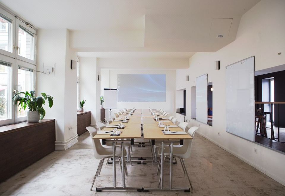 Hotel KreuzbergOver view