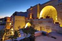 Fairyland Cave Hotel