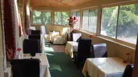Stone Maiden Inn Hotels in Stratford