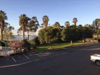 Lakeview Motel - Motels